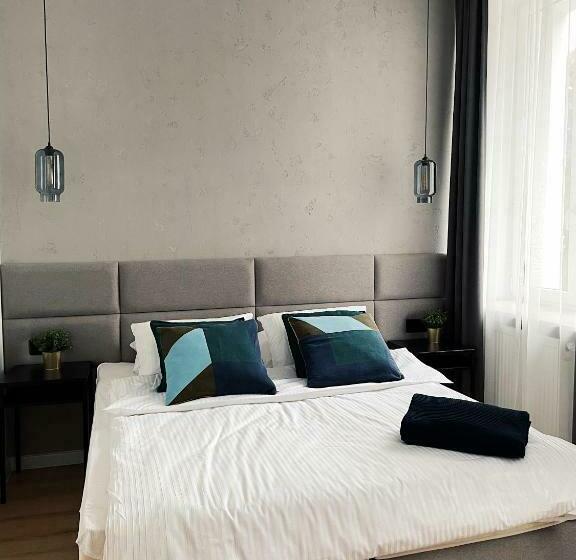 1ベッドルームアパートメント, Kamienica łódzka