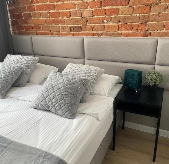 スタンダードルーム, Kamienica łódzka