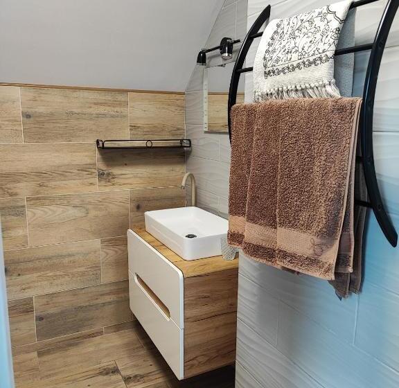 Suite with Terrace, 4 Foxes