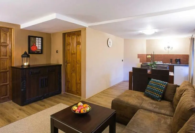 マウンテンビュースイート, Apartamenty I Pokoje Aneta