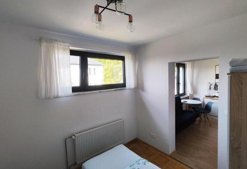 スタンダードルーム, Apartamenty Monterska