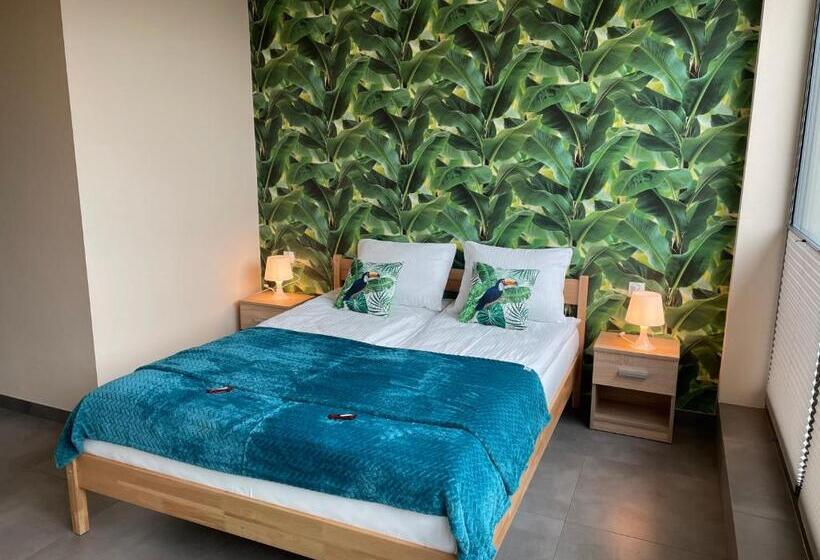 디럭스 룸 킹사이즈 침대, Ośrodek Wypoczynkowy Mirabelka