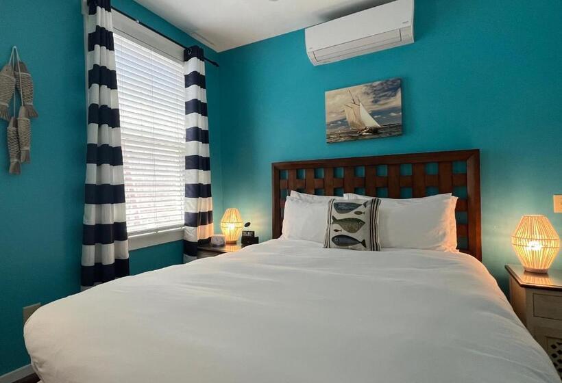 스위트 도시 전망, Lotus Provincetown