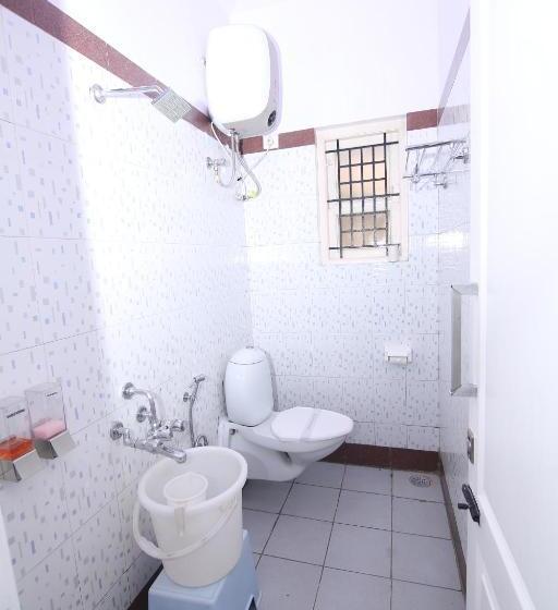 Standard Neljän Hengen Huone, Delightz Inn