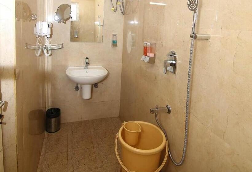 Juniorsviitti, Delightz Inn