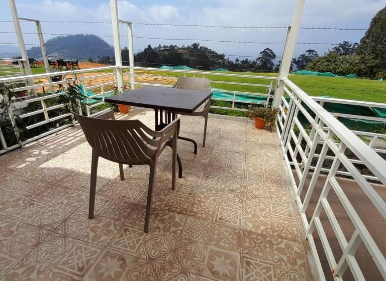 Juniorsviitti, Delightz Inn