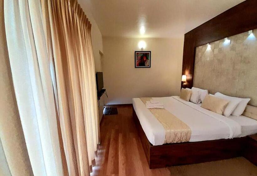 Juniorsviitti, Delightz Inn