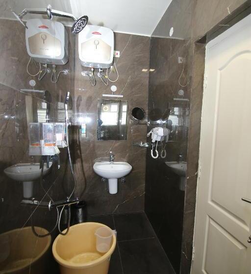 Juniorsviitti, Delightz Inn