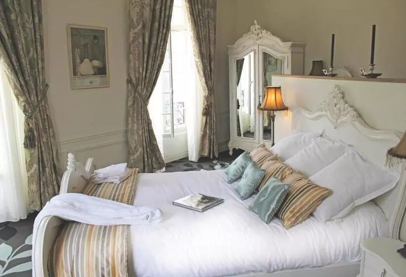 コンフォートルーム, Wyndham Halcyon Resort La Souterraine