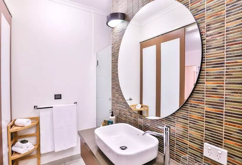 １ベッドルームアパートメント, Indulge Apartments   Ontario