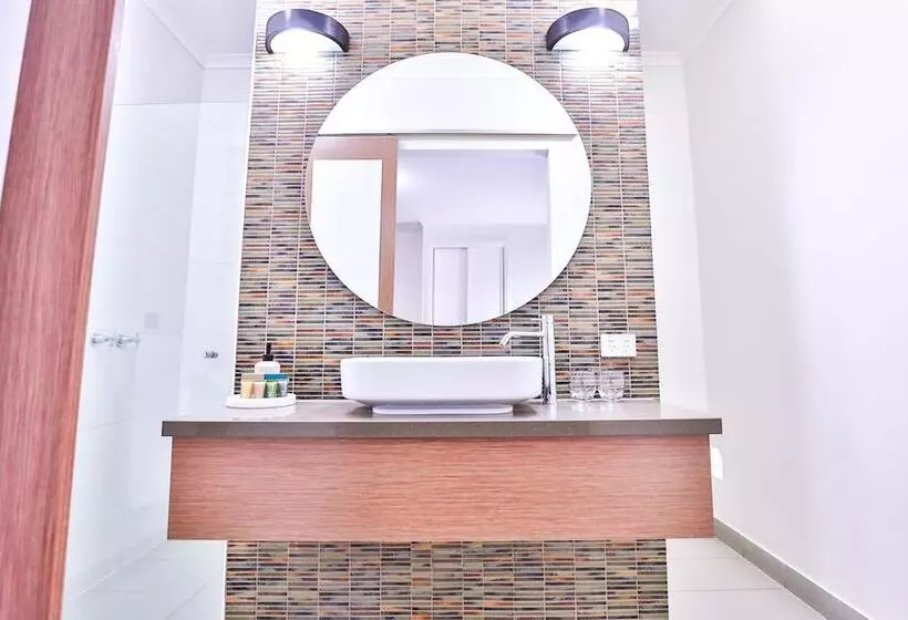 １ベッドルームアパートメント, Indulge Apartments   Ontario