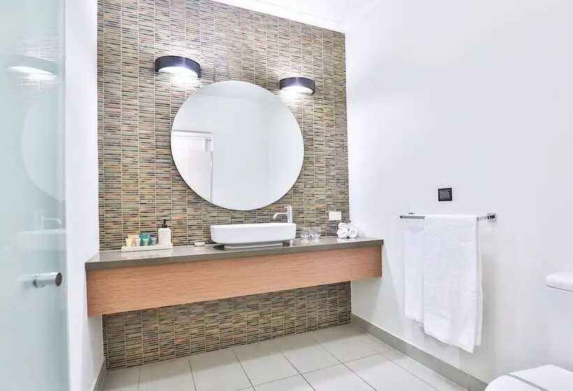 ２ベッドルームアパートメント, Indulge Apartments   Ontario