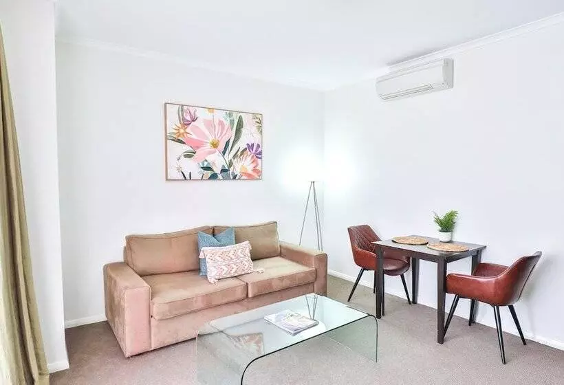 １ベッドルームアパートメント, Indulge Apartments   Ontario