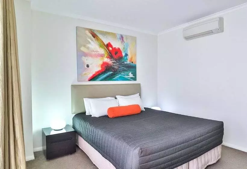 ２ベッドルームアパートメント, Indulge Apartments   Ontario