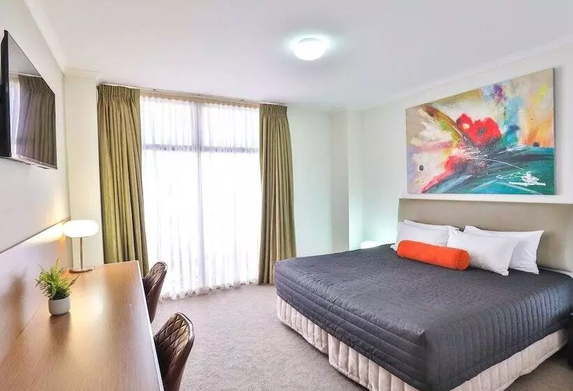 ２ベッドルームアパートメント, Indulge Apartments   Ontario