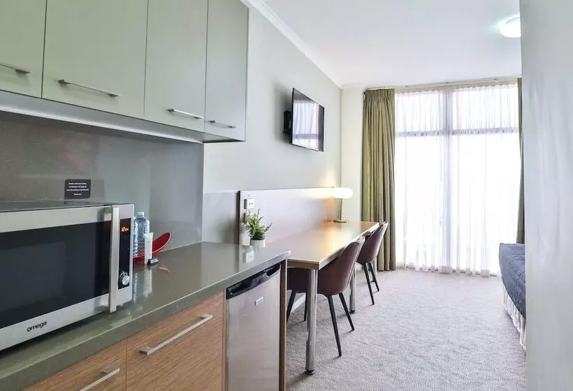 ２ベッドルームアパートメント, Indulge Apartments   Ontario