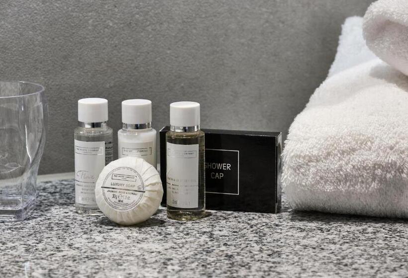 Семейный Номер, Llanerch Vineyard