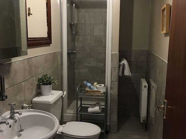 スタンダードルーム, Mullacott Farm