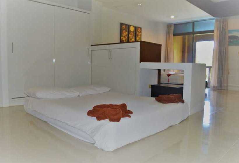 スタンダードルーム, B Square