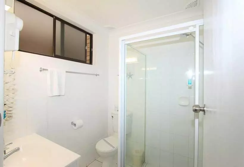 اتاق استاندارد, Toreador Motel