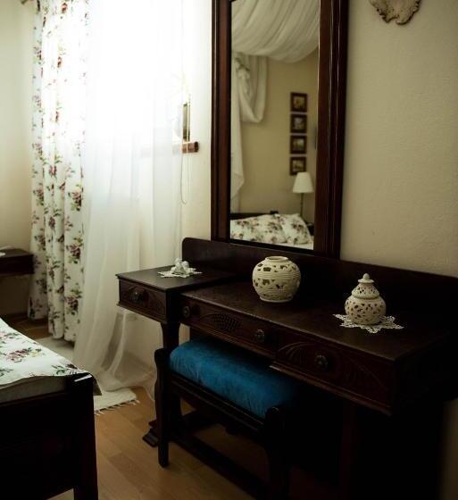 חדר סטנדרט לשלושה, Lodownia