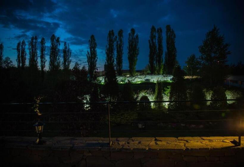 חדר סטנדרט לארבעה, Lodownia