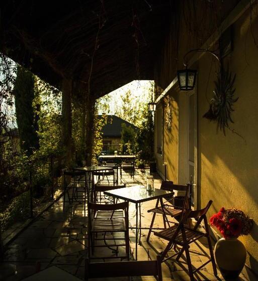 חדר סטנדרט נוף לגינה, Lodownia