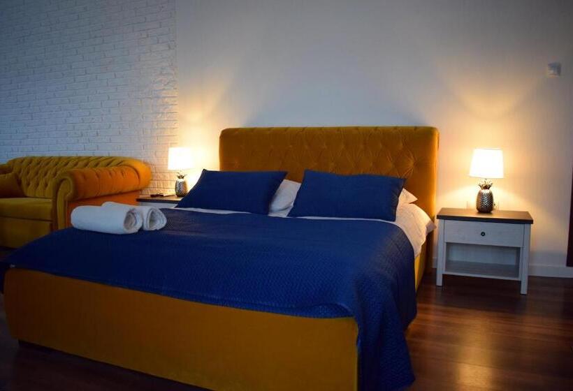 带1个卧室的带阳台的公寓, Sepia Restauracja & Noclegi