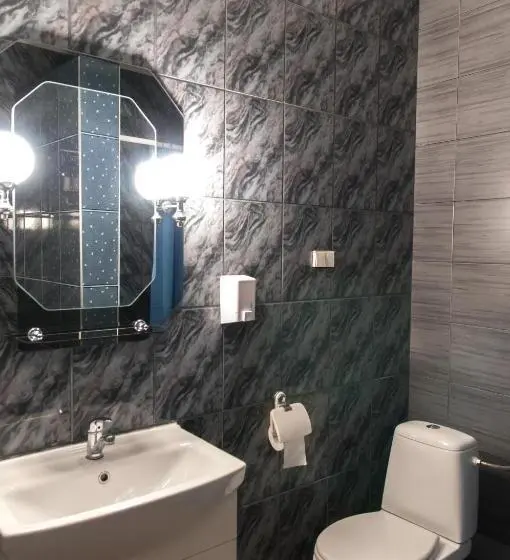 スタンダードトリプルルーム, Usługi Hotelarskie Las Vegas