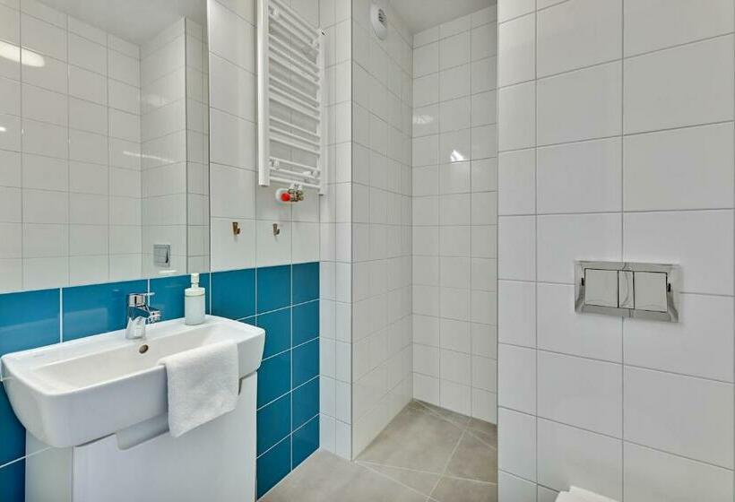 استودیوی استاندارد, Apartgdynia