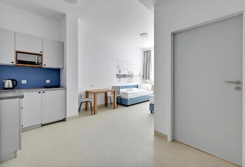 スタンダード４人部屋, Apartgdynia