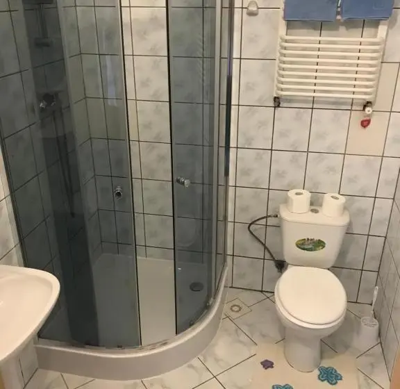 スタンダード４人部屋, Pokoje Gościnne Stawiguda