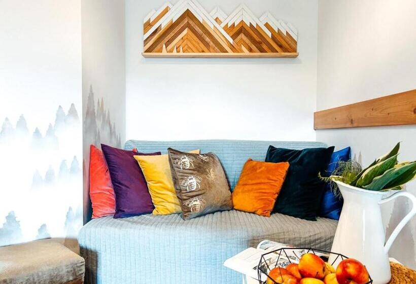 سوییت خانوادگی, Przystanek Góry