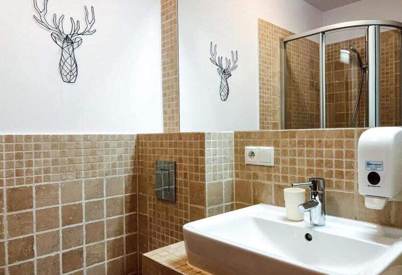 سوییت خانوادگی, Przystanek Góry