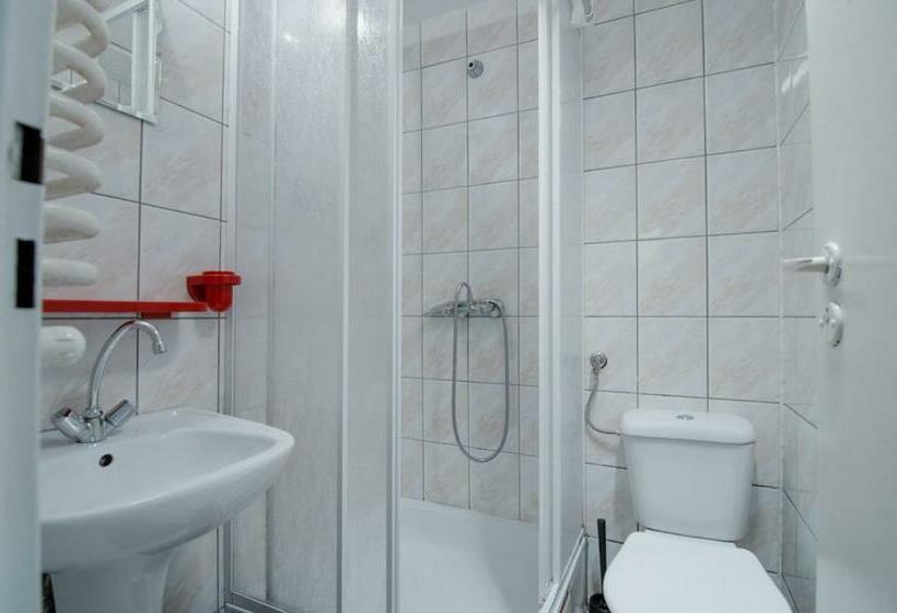 חדר סטנדרט לשלושה, Rancho Panderoza