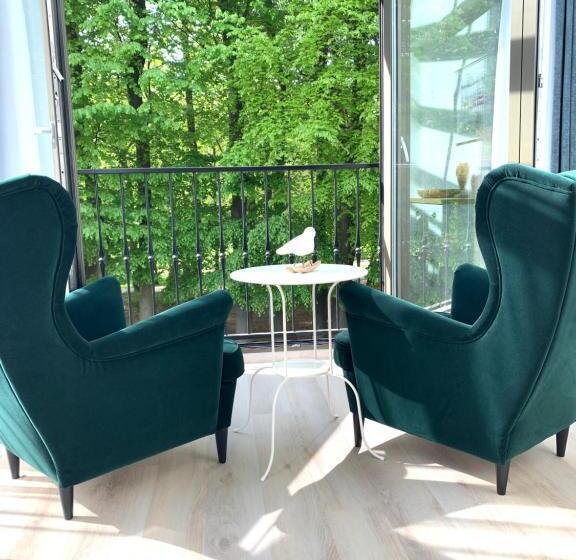 Номер Стандарт Вид на Сад, Villa Astoria