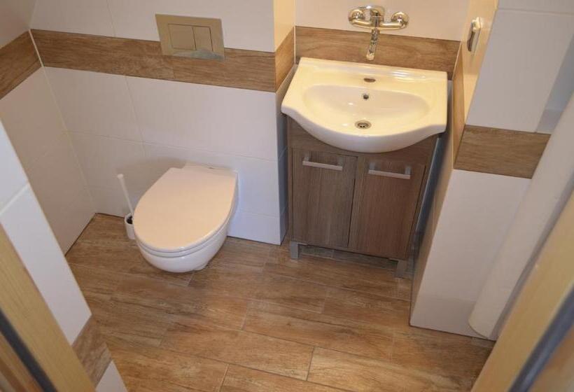 Номер Economy, Willa Siklawa