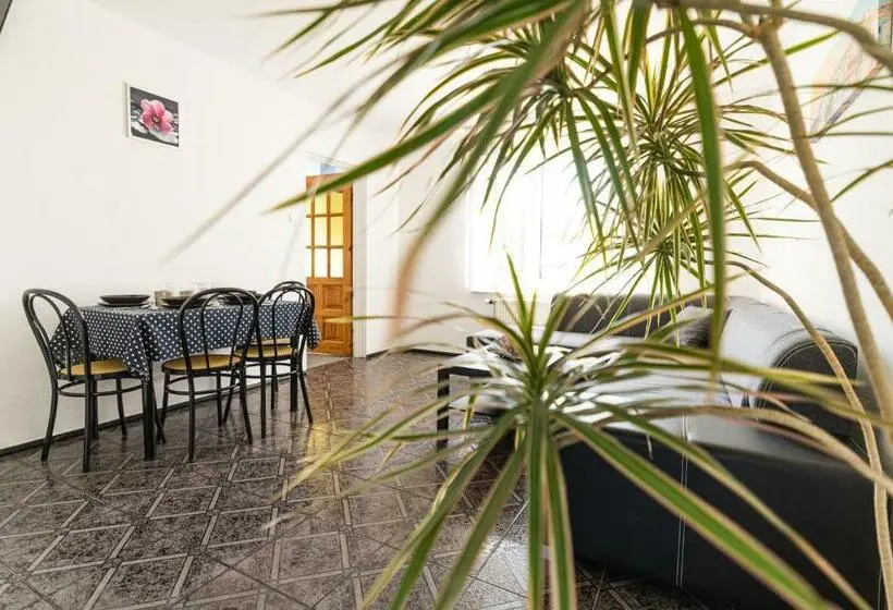 Huoneisto 2 Makuuhuonetta, Agroturystyka Pod Kogutem