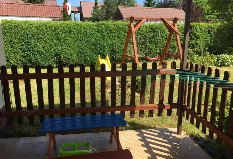 Talo 1 Makuuhuone, Agroturystyka Pod Kogutem