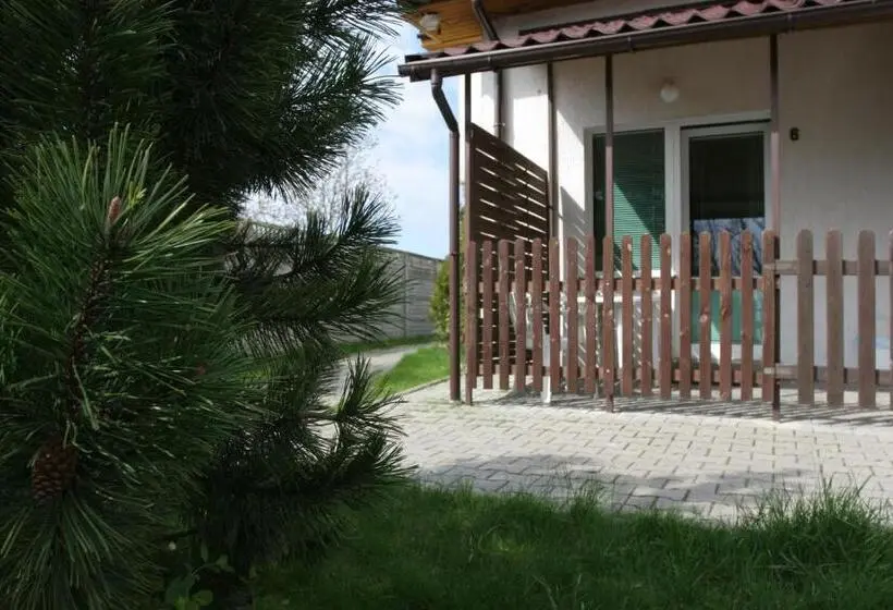 Basic-huone, Agroturystyka Pod Kogutem