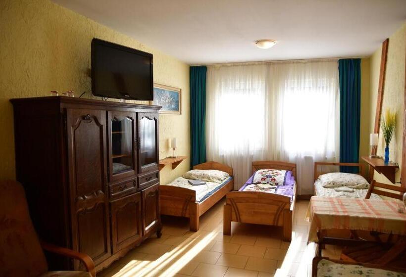 اتاق راحتی سه تخته, Aktywna Agroturystyka