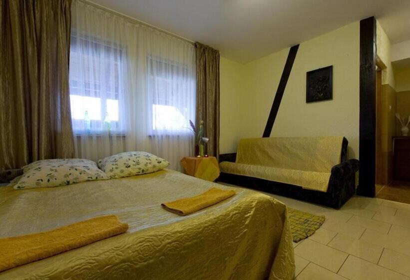 اتاق کلاسیک سه تخته, Aktywna Agroturystyka