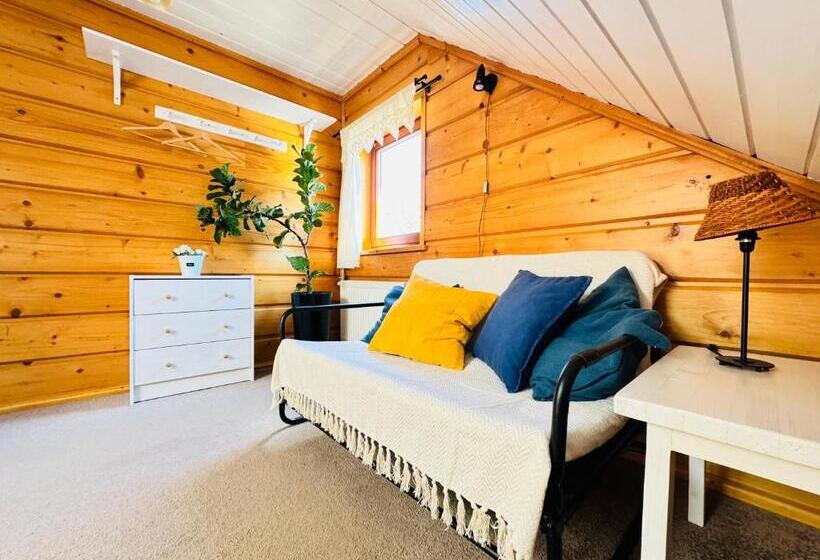 Dağ Manzaralı Aile Odası, Chata Pod Jaworem