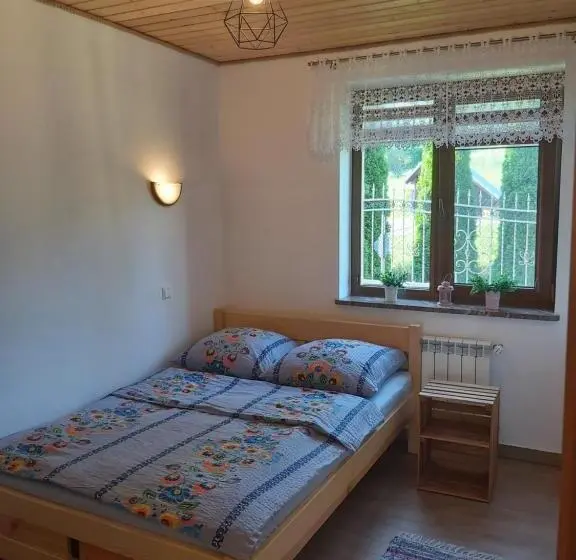 テラス付き１ベッドルームアパートメント, Leśny Dwór Bieszczady   Sauna I Gorąca Balia