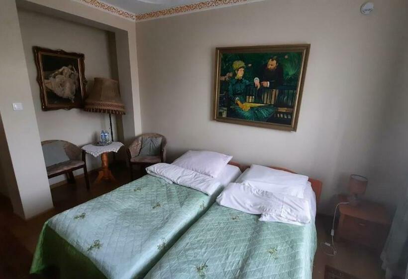 标准间, Owe Pokoje J.bukowiecka