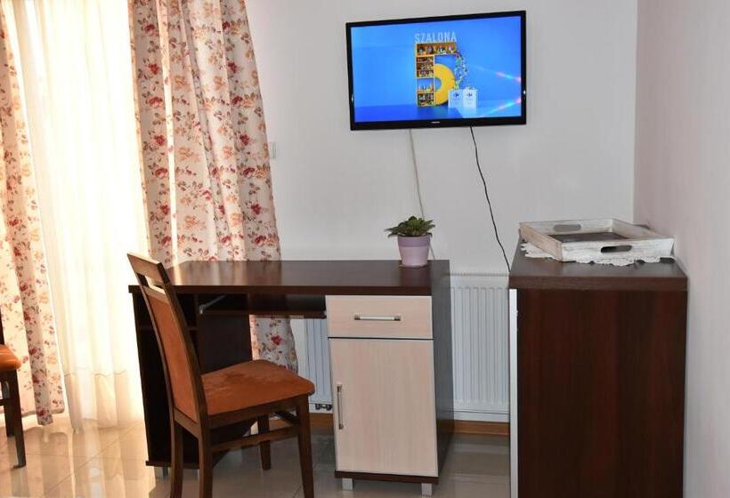 Номер Стандарт, Gościniec Klejnot