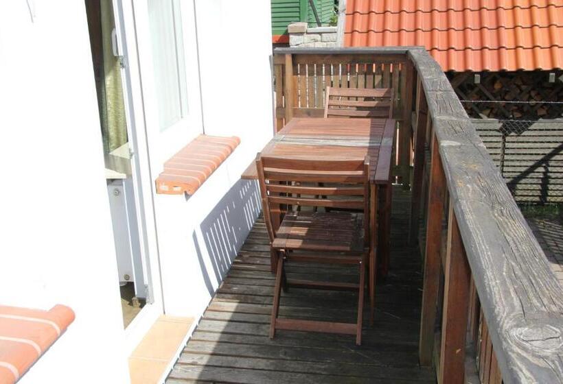 اتاق لوکس با بالکن, Pensjonacik Elmi