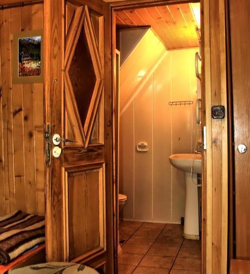 Mökki 1 Makuuhuone, Camping Pod Krokwią