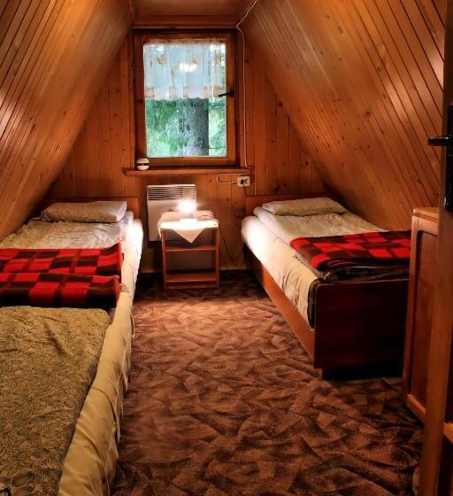 Mökki 1 Makuuhuone, Camping Pod Krokwią