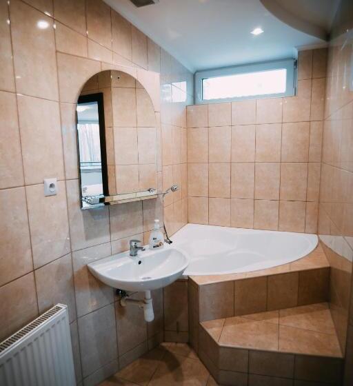 חדר דלוקס, Ośrodek Wypoczynkowy Wodnik